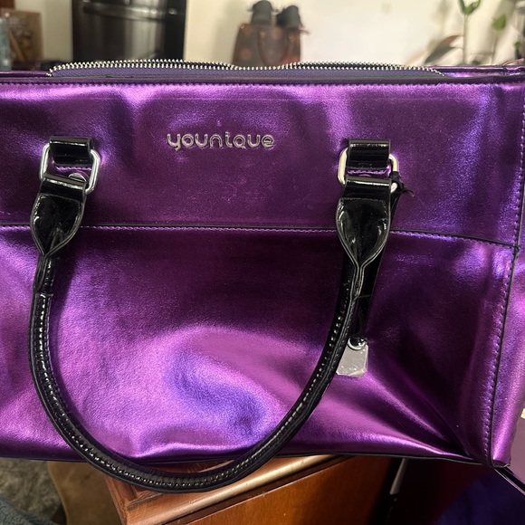 Younique bag this bag is stunning! Never used - Picture 4 of 4